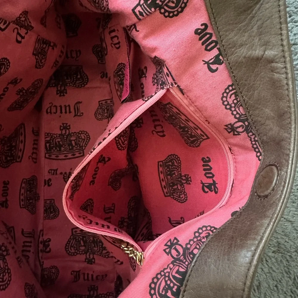 Juicy Couture Pink and Brown Shoulder Bag with Gold Hardware - Picture 4 of 7